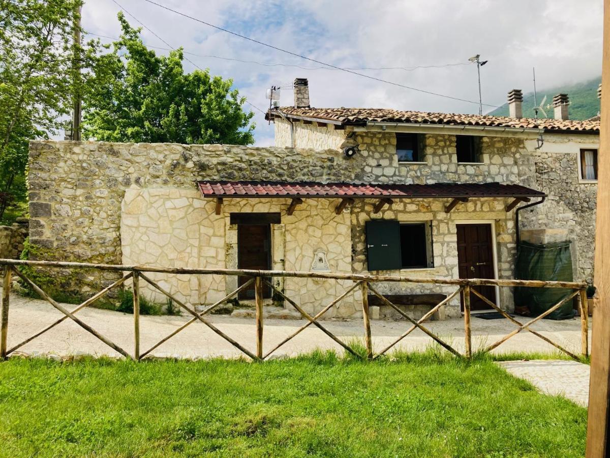 Вілла Casa Mupi Сант'Еуфемія-а-Маєлла Екстер'єр фото